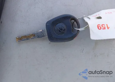 2005 Volkswagen Jetta Gls 2.0L z USA, uszkodzony, nr VIN WVWSL61JX5W004880